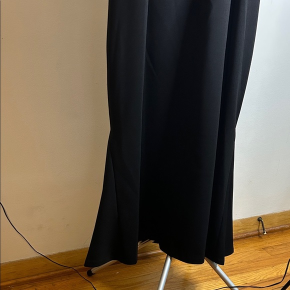 DKNY Elegant Black Asymmetrical Dress - Picture 9 of 15